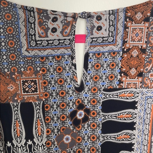 Patterned Romper - Picture 3 of 3